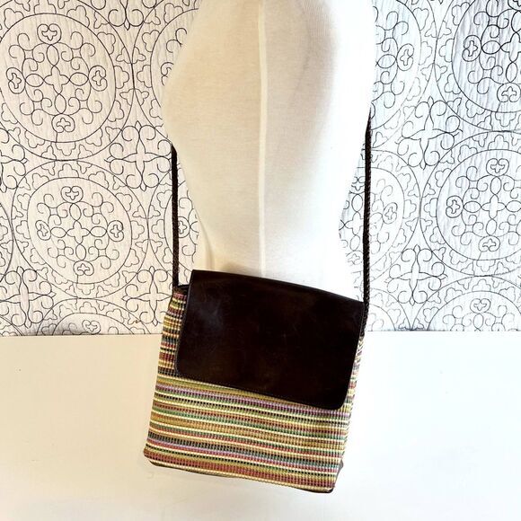 Relic Crossbody Bag Multicolor Striped Braided Strap - Picture 12 of 12